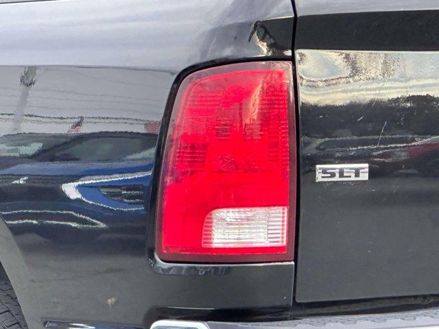 2024 Ram 1500 Classic SLT 2024 Ram 1500 Classic SLT