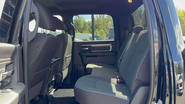 2024 Ram 1500 Classic Warlock 4x4 Crew Cab 57 Box