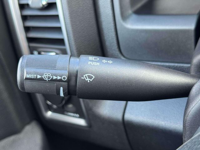 2024 Ram 1500 Classic Warlock 4x4 Crew Cab 57 Box