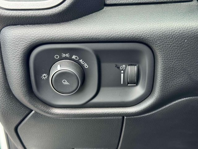 2024 Ram 2500 Tradesman 4x4 Crew Cab 64 Box