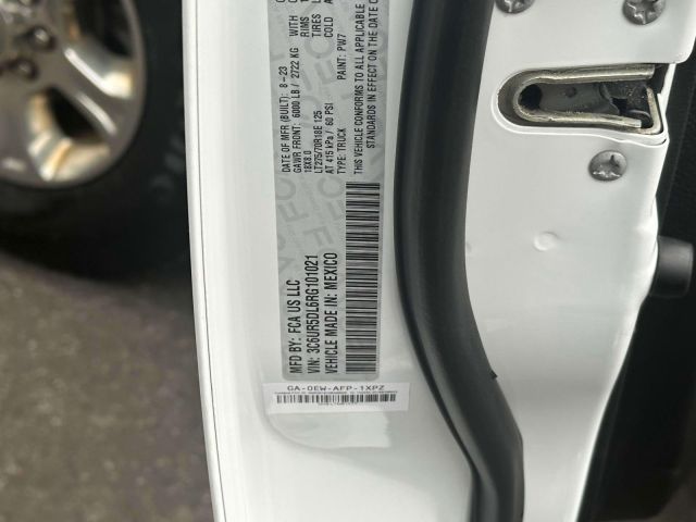 2024 Ram 2500 Big Horn 4x4 Crew Cab 64 Box