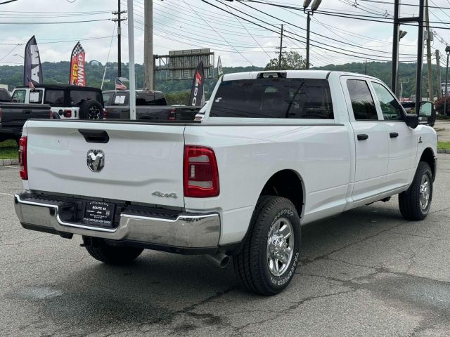 2024 Ram 3500 Tradesman 4x4 Crew Cab 8 Box