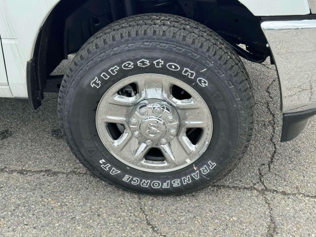 2024 Ram 3500 Tradesman 4x4 Crew Cab 8 Box