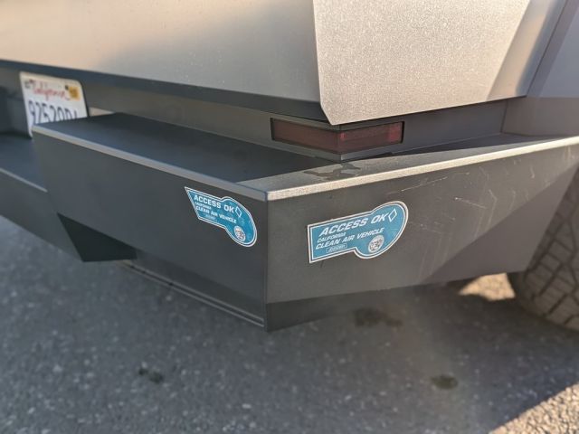 2024 Tesla Cybertruck Base 2024 Tesla Cybertruck Base