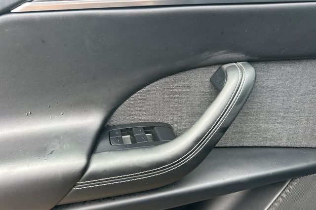 2024 Tesla Model X Base