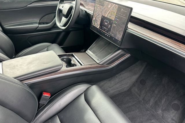 2024 Tesla Model X Base