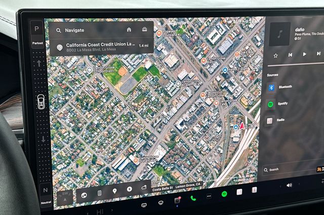 2024 Tesla Model X Base