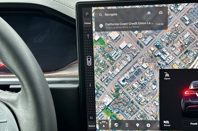 2024 Tesla Model X Base