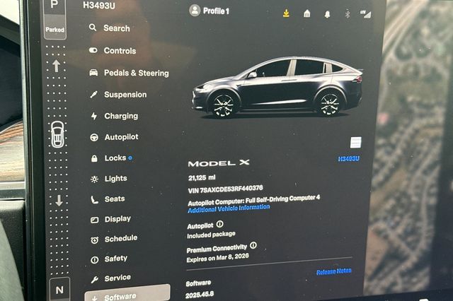 2024 Tesla Model X Base