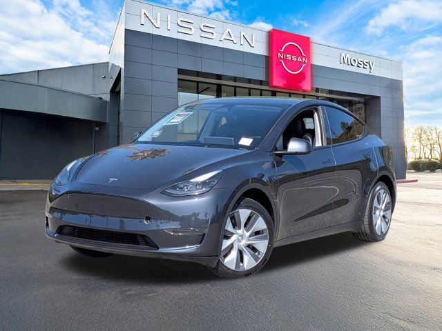 2024 Tesla Model Y 2024 Tesla Model Y