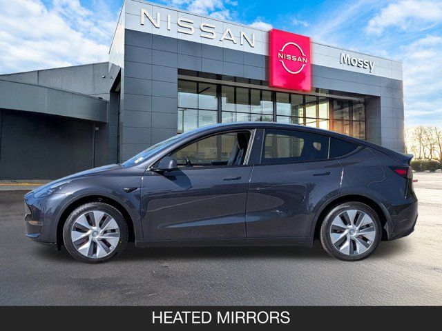 2024 Tesla Model Y 2024 Tesla Model Y