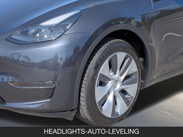 2024 Tesla Model Y 2024 Tesla Model Y