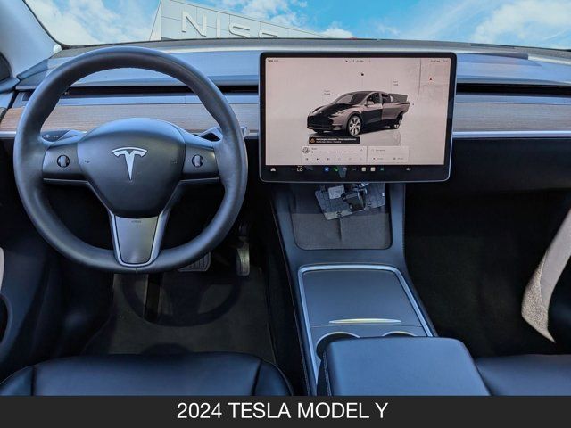 2024 Tesla Model Y 2024 Tesla Model Y