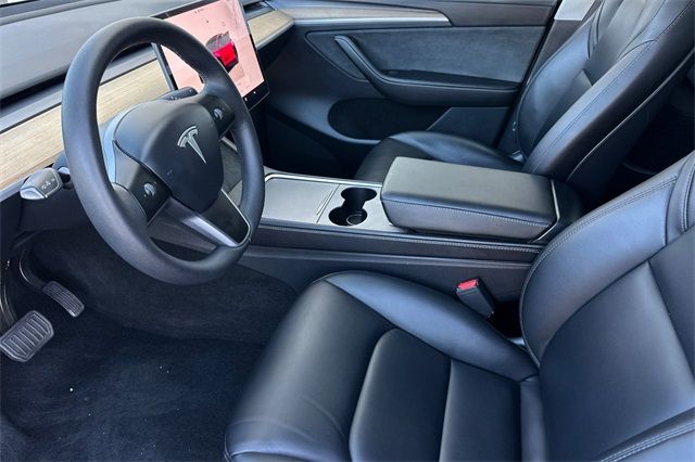 2024 Tesla Model Y Standard Range 2024 Tesla Model Y Standard Range