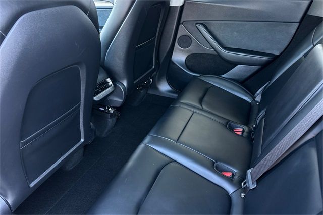 2024 Tesla Model Y Standard Range 2024 Tesla Model Y Standard Range