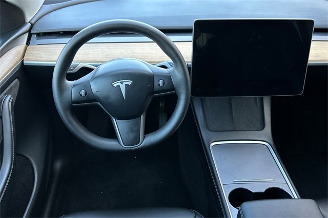 2024 Tesla Model Y Standard Range 2024 Tesla Model Y Standard Range