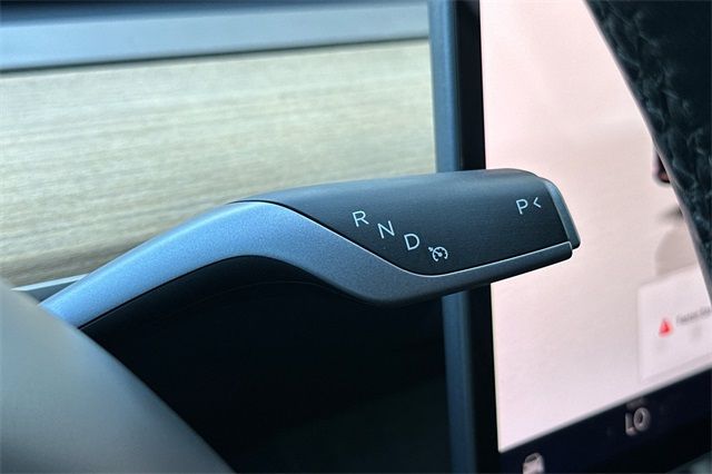 2024 Tesla Model Y Standard Range 2024 Tesla Model Y Standard Range