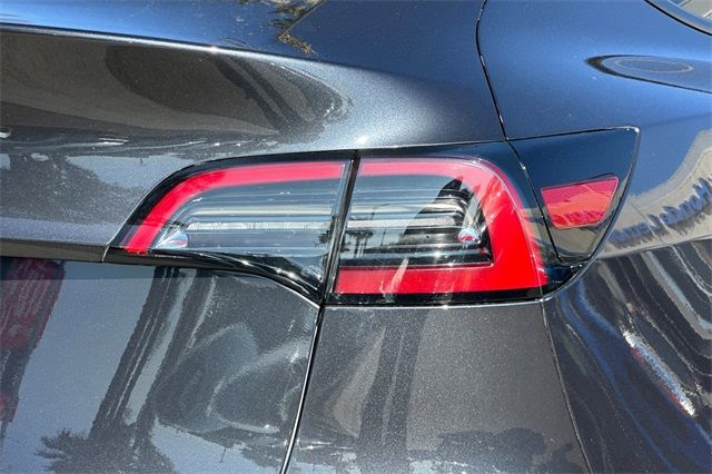 2024 Tesla Model Y Standard Range 2024 Tesla Model Y Standard Range