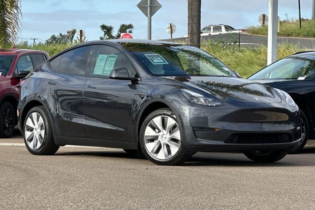 2024 Tesla Model Y Long Range