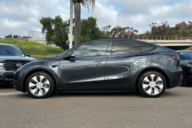 2024 Tesla Model Y Long Range