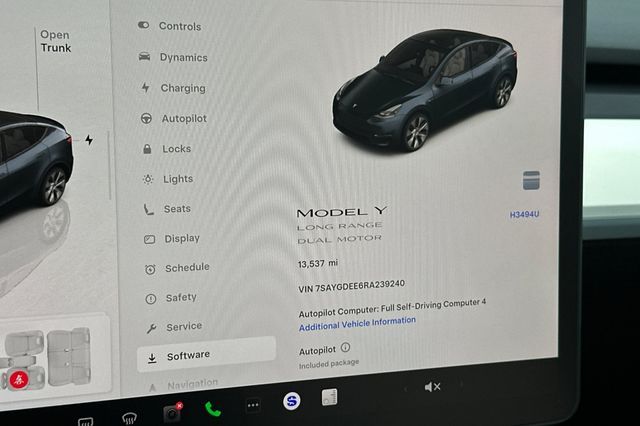 2024 Tesla Model Y Long Range
