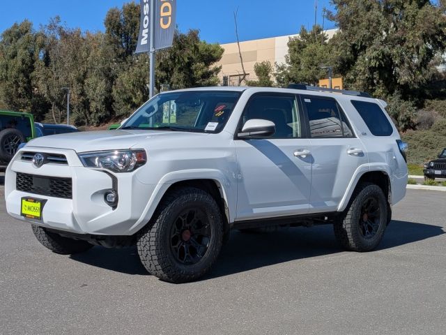 2024 Toyota 4Runner SR5 2024 Toyota 4Runner SR5