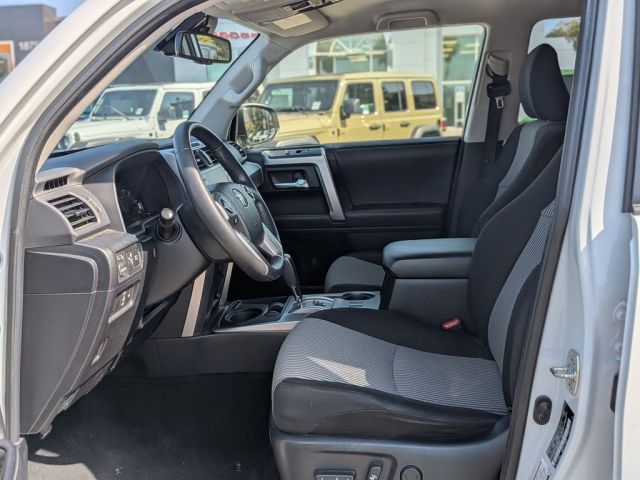 2024 Toyota 4Runner SR5 2024 Toyota 4Runner SR5