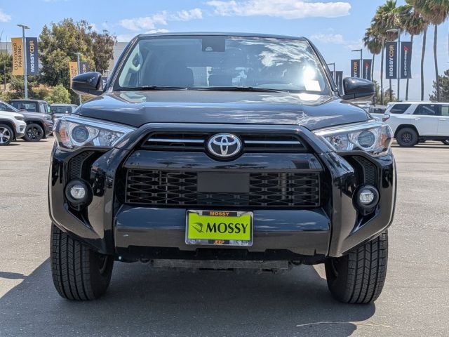 2024 Toyota 4Runner SR5 2024 Toyota 4Runner SR5