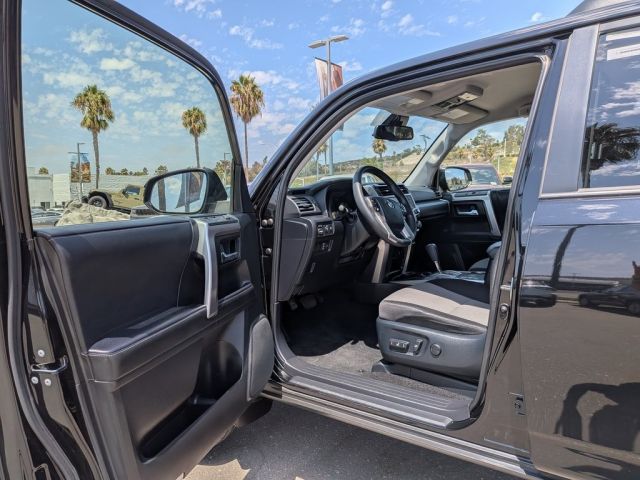 2024 Toyota 4Runner SR5 2024 Toyota 4Runner SR5