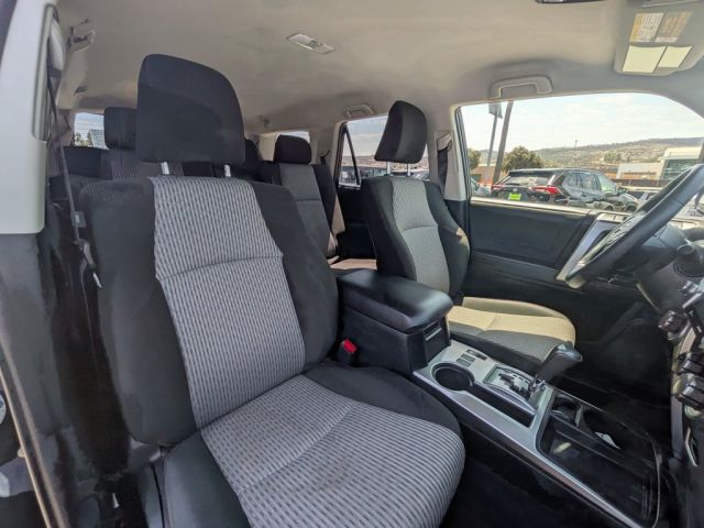 2024 Toyota 4Runner SR5 2024 Toyota 4Runner SR5