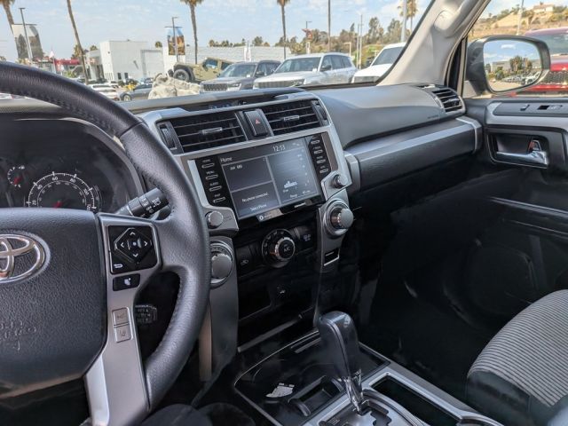 2024 Toyota 4Runner SR5 2024 Toyota 4Runner SR5