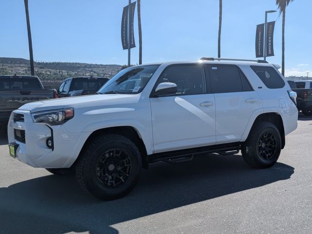 2024 Toyota 4Runner SR5 2024 Toyota 4Runner SR5