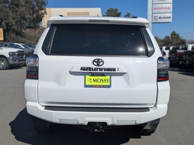 2024 Toyota 4Runner SR5 2024 Toyota 4Runner SR5