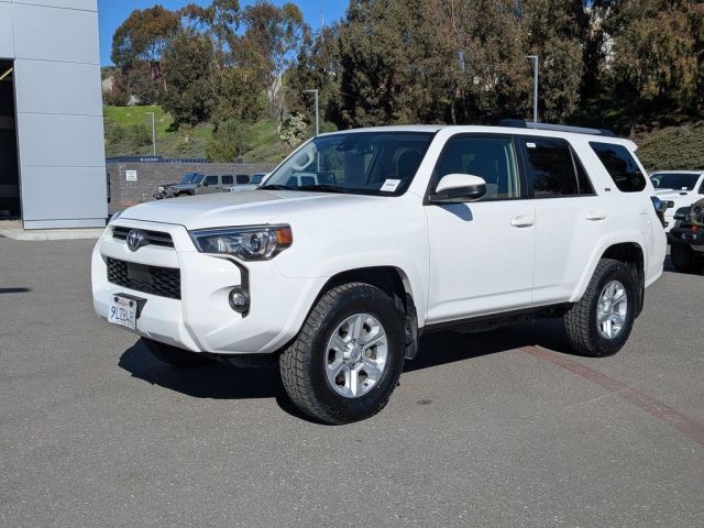 2024 Toyota 4Runner SR5 2024 Toyota 4Runner SR5