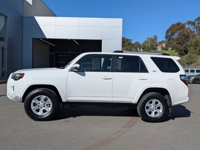 2024 Toyota 4Runner SR5 2024 Toyota 4Runner SR5