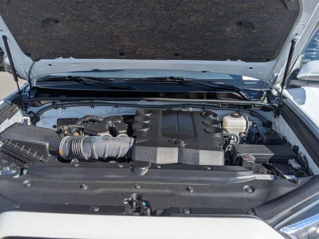 2024 Toyota 4Runner SR5 2024 Toyota 4Runner SR5