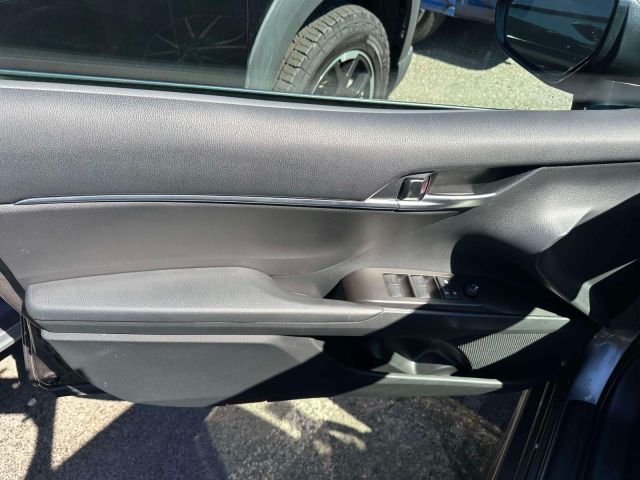 2024 Toyota Camry SE Auto AWD (Natl)