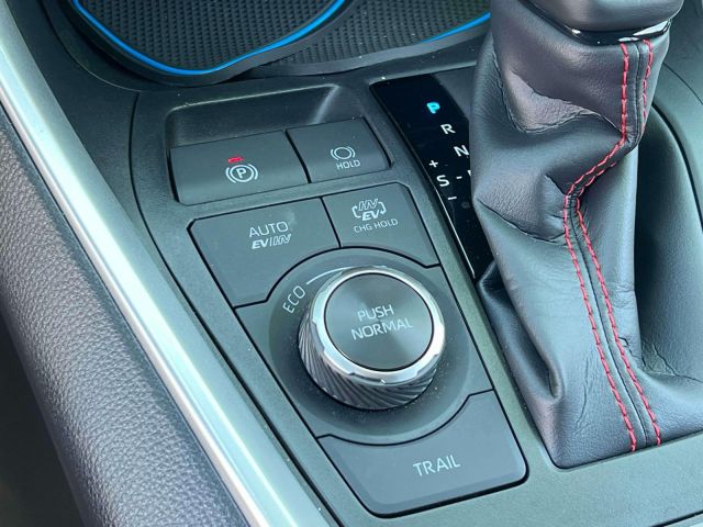 2024 Toyota RAV4 Prime SE (Natl)