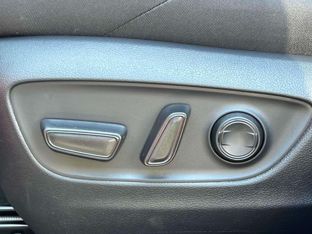 2024 Toyota RAV4 Prime SE (Natl)