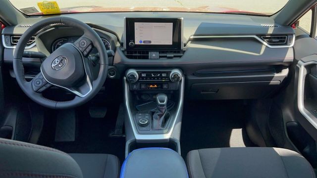 2024 Toyota RAV4 Prime SE (Natl)