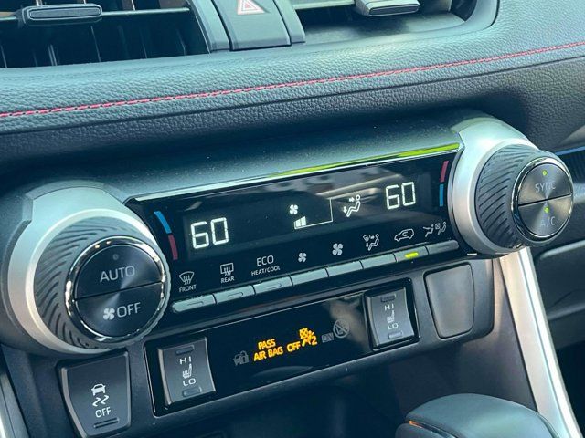2024 Toyota RAV4 Prime SE