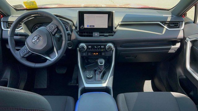 2024 Toyota RAV4 Prime SE