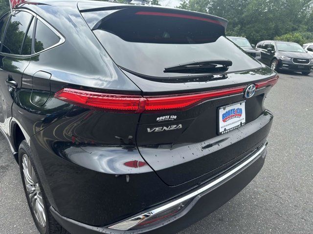 2024 Toyota Venza XLE