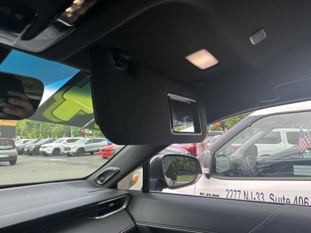 2024 Toyota Venza XLE