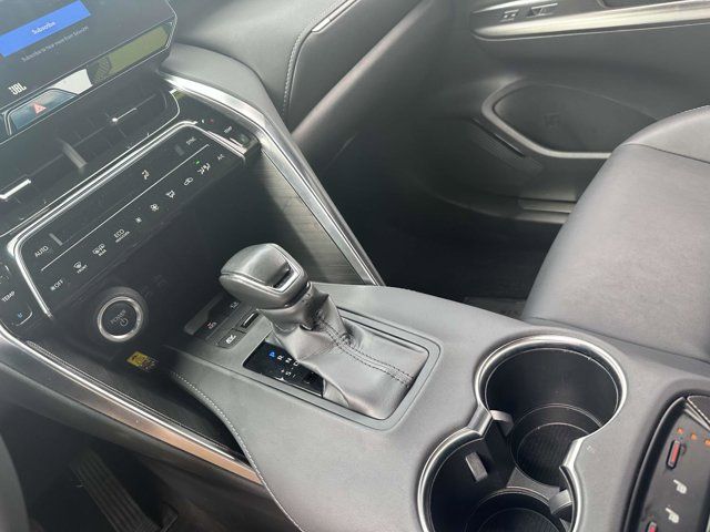 2024 Toyota Venza XLE