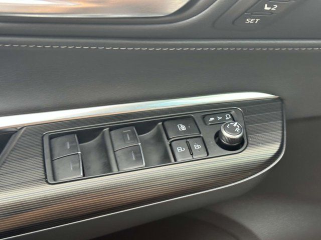 2024 Toyota Venza XLE