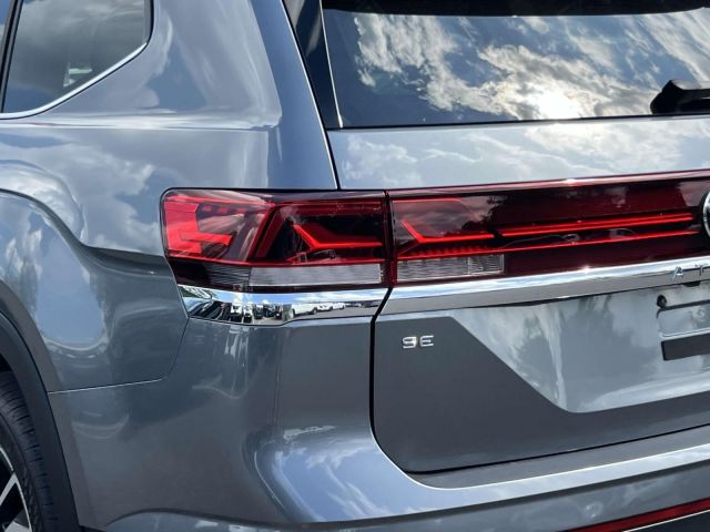 2024 Volkswagen Atlas 2.0T SE w/Technology 4MOTION