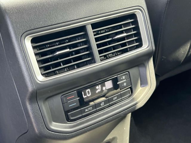2024 Volkswagen Atlas 2.0T SE w/Technology 4MOTION