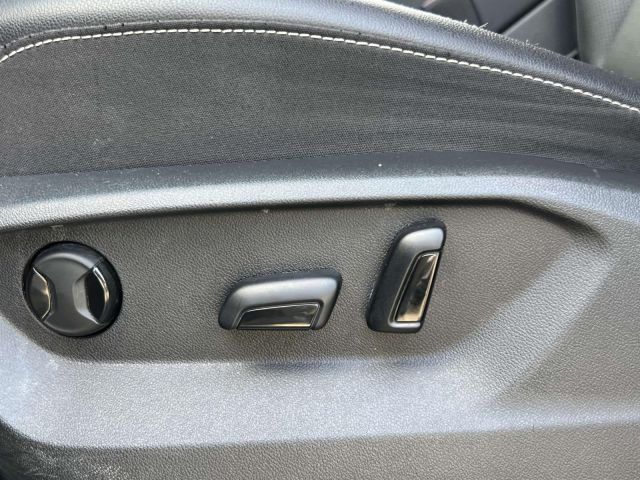 2024 Volkswagen Atlas 2.0T SE w/Technology 4MOTION