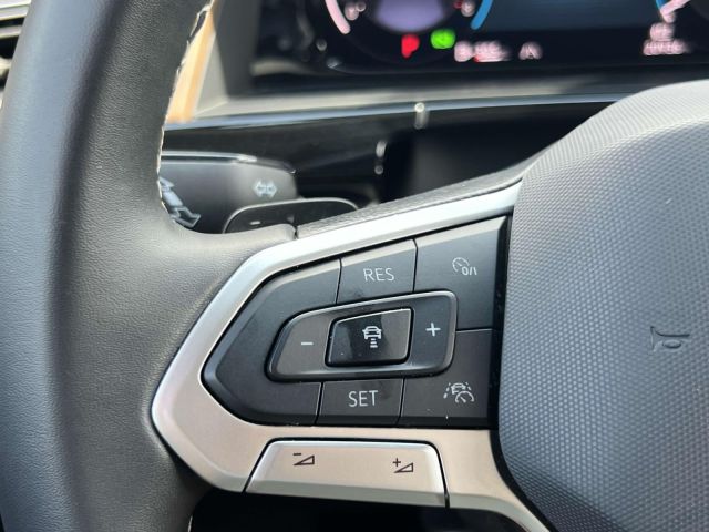 2024 Volkswagen Atlas 2.0T SE w/Technology 4MOTION